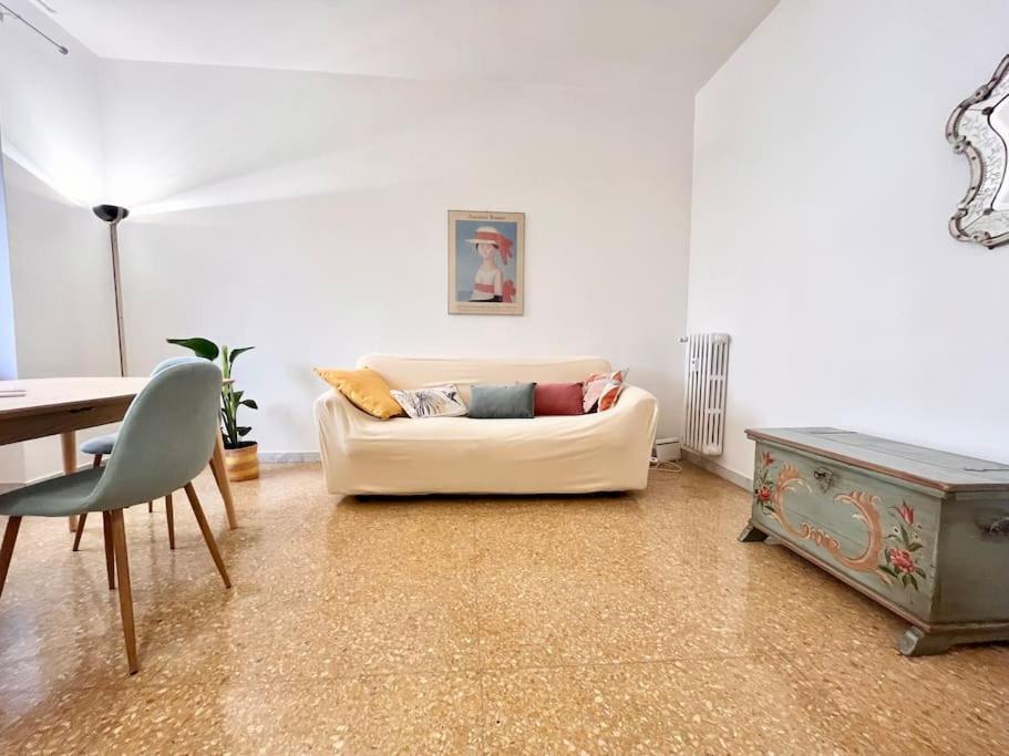 Homy Host - Bilocale A Testaccio Nel Cuore Di Apartamento